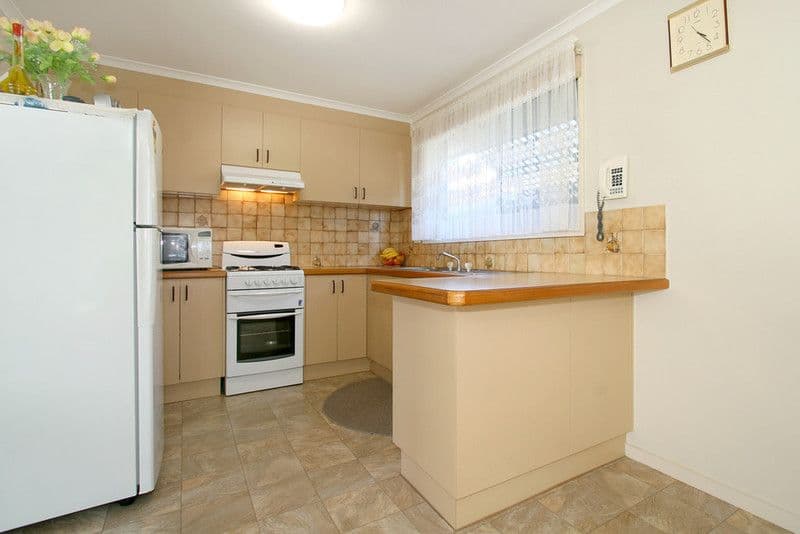 20 Ericksen Street, SPRINGVALE VIC 3171, Springvale - Thumbnail 3