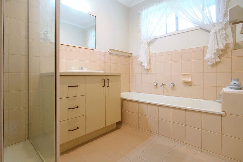20 Ericksen Street, SPRINGVALE VIC 3171, Springvale - Thumbnail 5