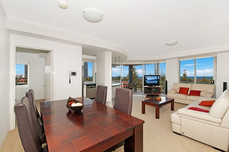 19 Mermaid Avenue, MERMAID BEACH QLD 4218, Mermaid Beach - Thumbnail 2