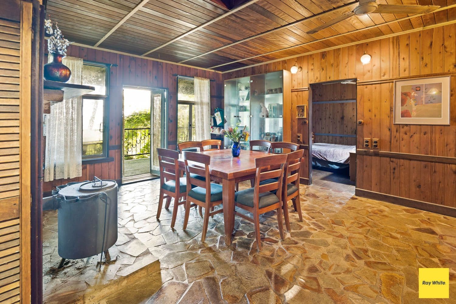 8 Hill Street, Esk QLD 4312, Esk - Thumbnail 2