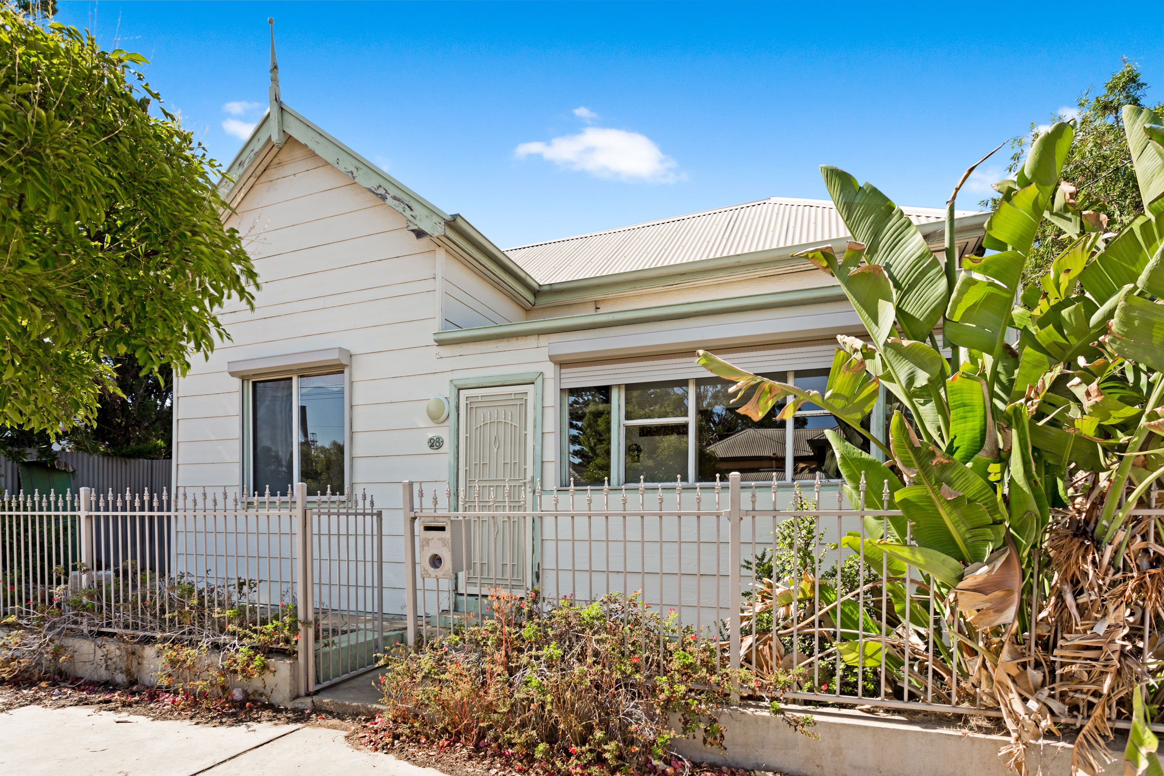 28 Baker Street, Birkenhead SA 5015, Birkenhead - Image 1