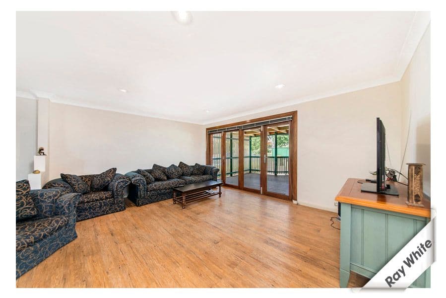 38 Spica Street, GIRALANG ACT 2617, Giralang - Thumbnail 2
