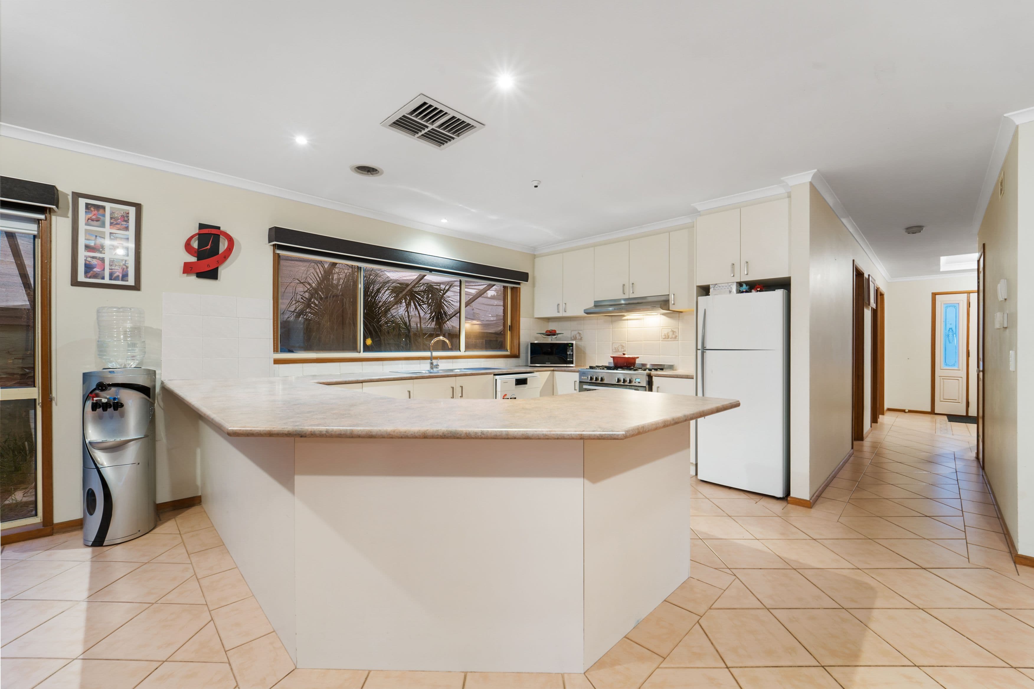 18 St Andrews Drive, Werribee VIC 3030, Werribee - Thumbnail 3