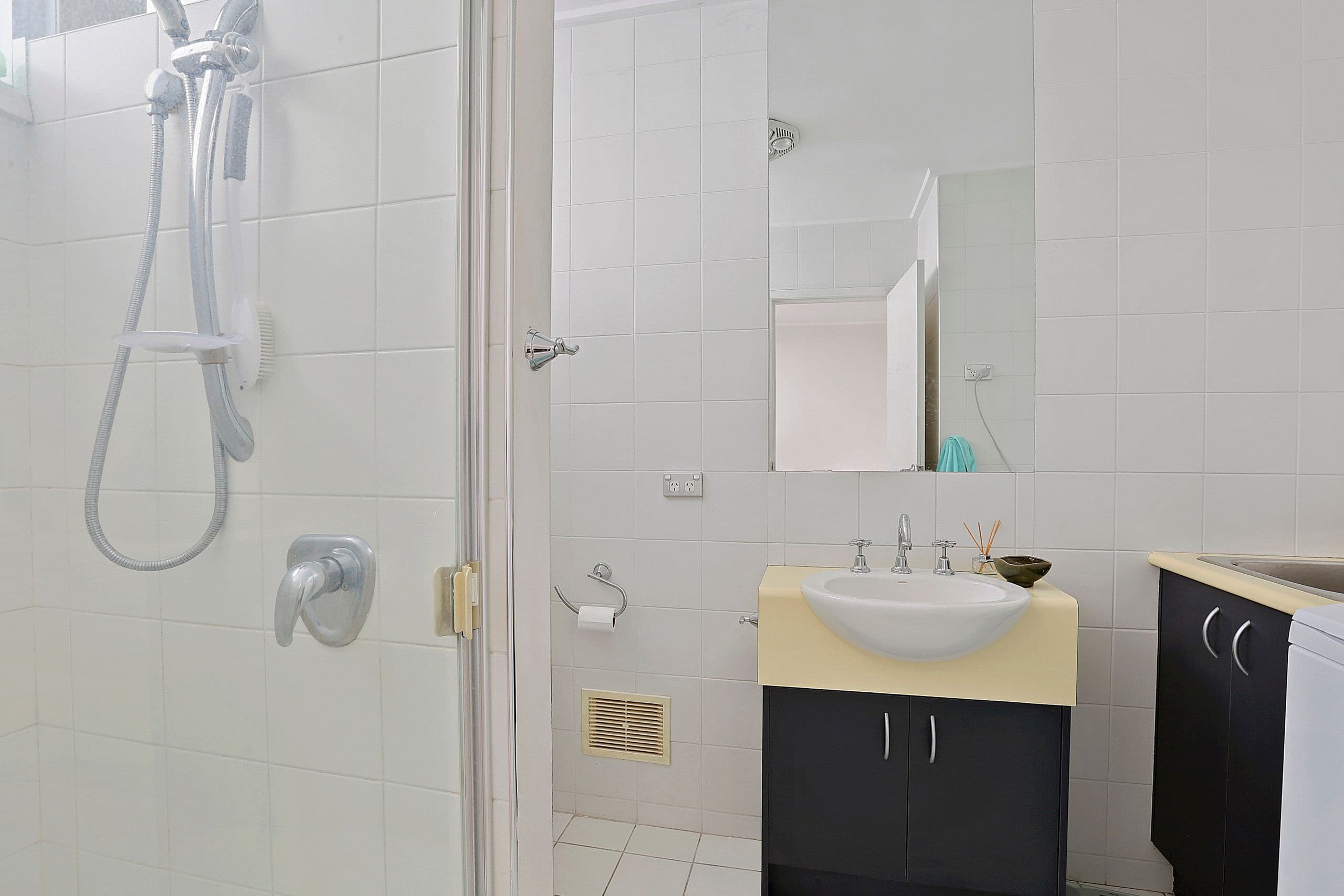 4 Fitzroy Street, Geelong VIC 3220, Geelong - Thumbnail 6
