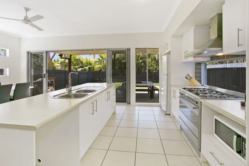 48 Mayhew Street, SHERWOOD QLD 4075, Sherwood - Thumbnail 3