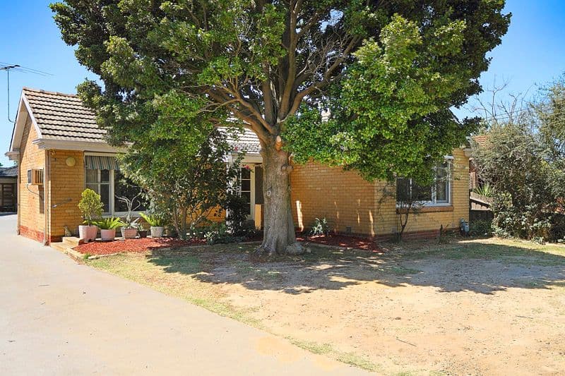 19  Crosbie Road, MURRUMBEENA VIC 3163, Murrumbeena - Image 1