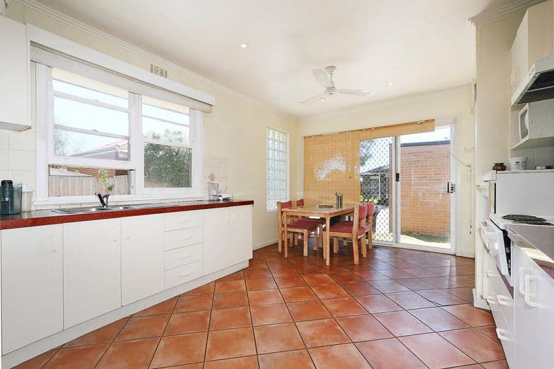 19  Crosbie Road, MURRUMBEENA VIC 3163, Murrumbeena - Thumbnail 7