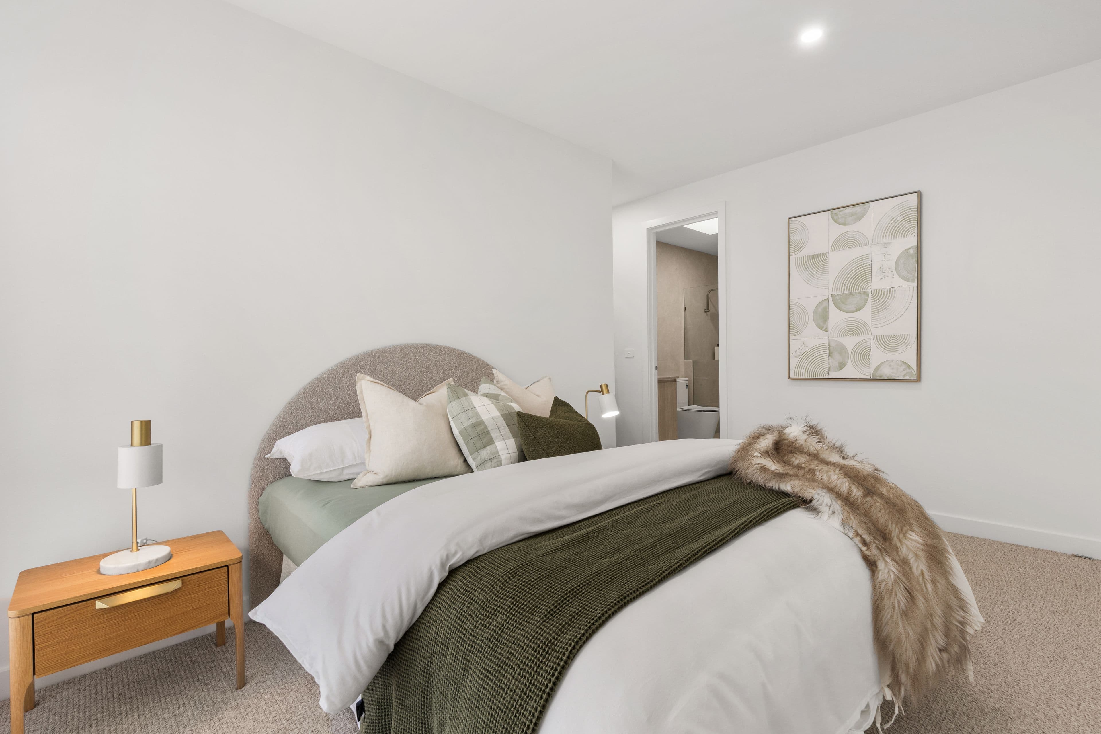 16 Ruislip Grove, Werribee VIC 3030, Werribee - Thumbnail 3