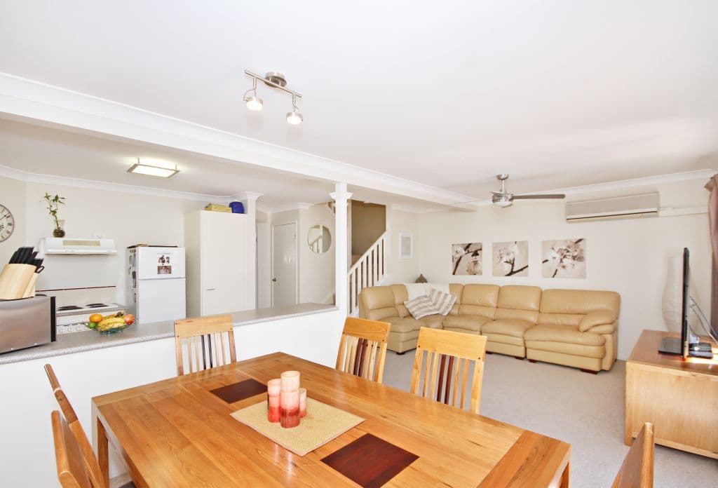 88 Old Coach Road, MUDGEERABA QLD 4213, Mudgeeraba - Thumbnail 3