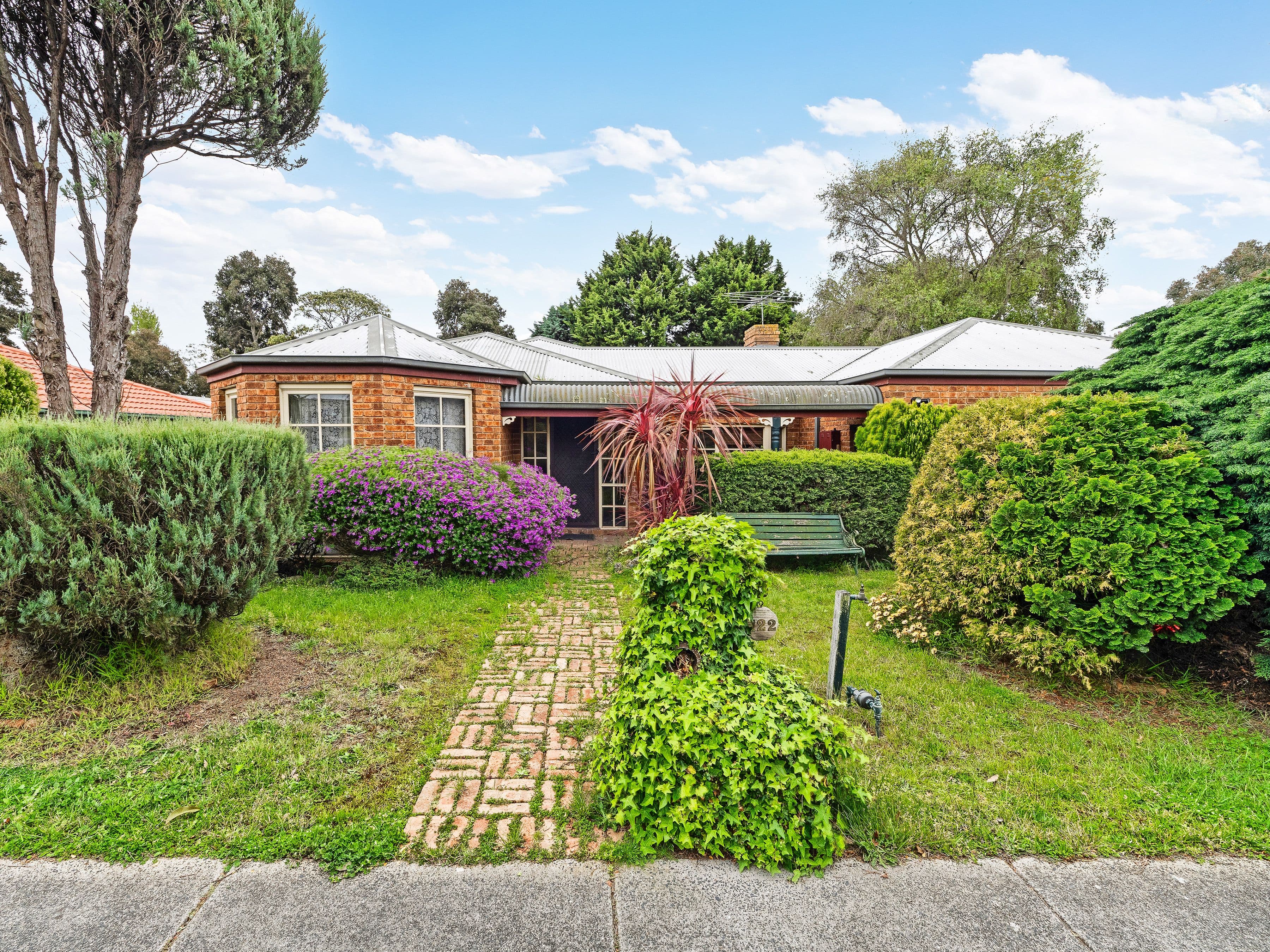 122 Lawless Drive, Cranbourne North VIC 3977, Cranbourne North - Image 1