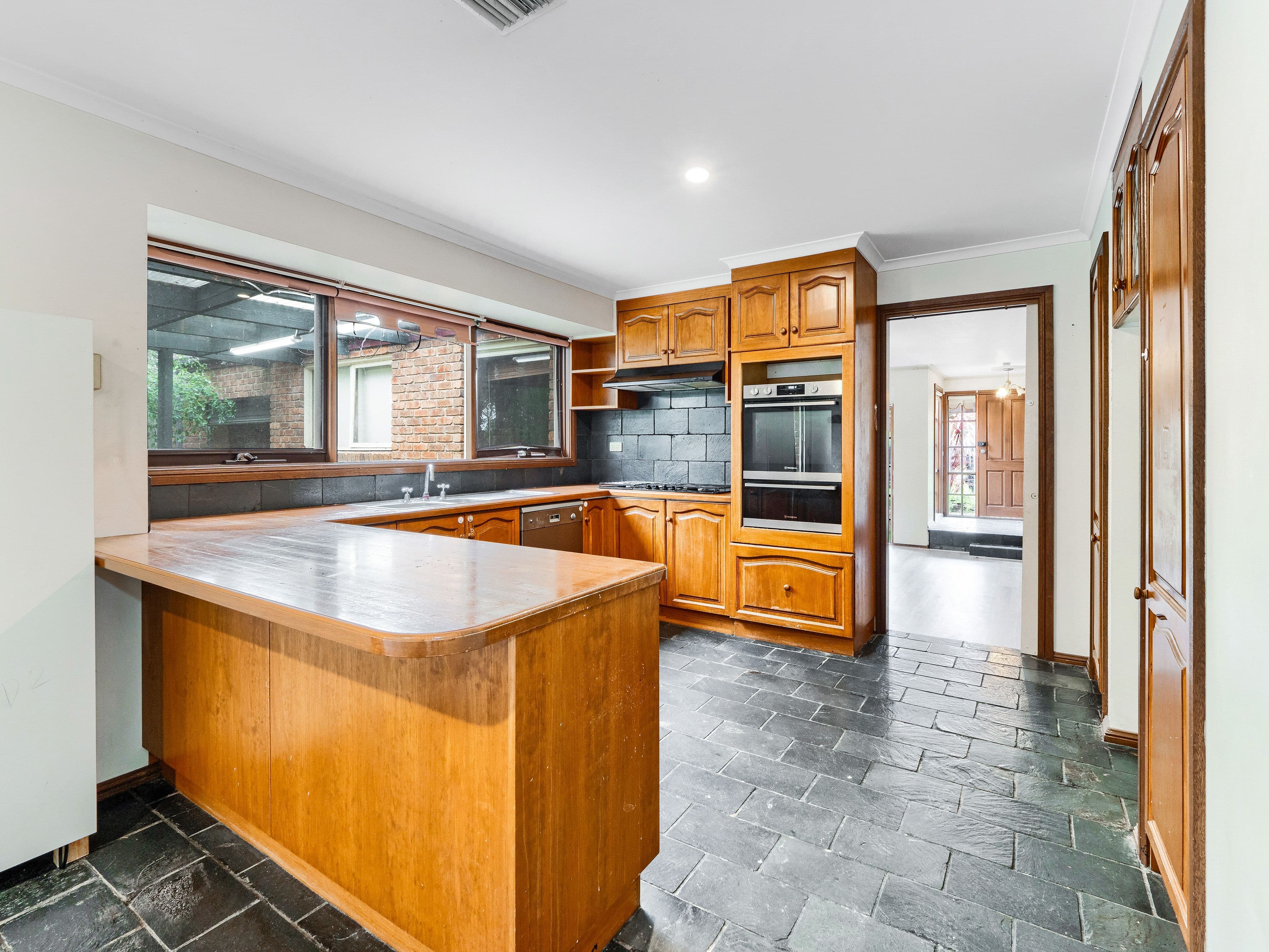 122 Lawless Drive, Cranbourne North VIC 3977, Cranbourne North - Thumbnail 6