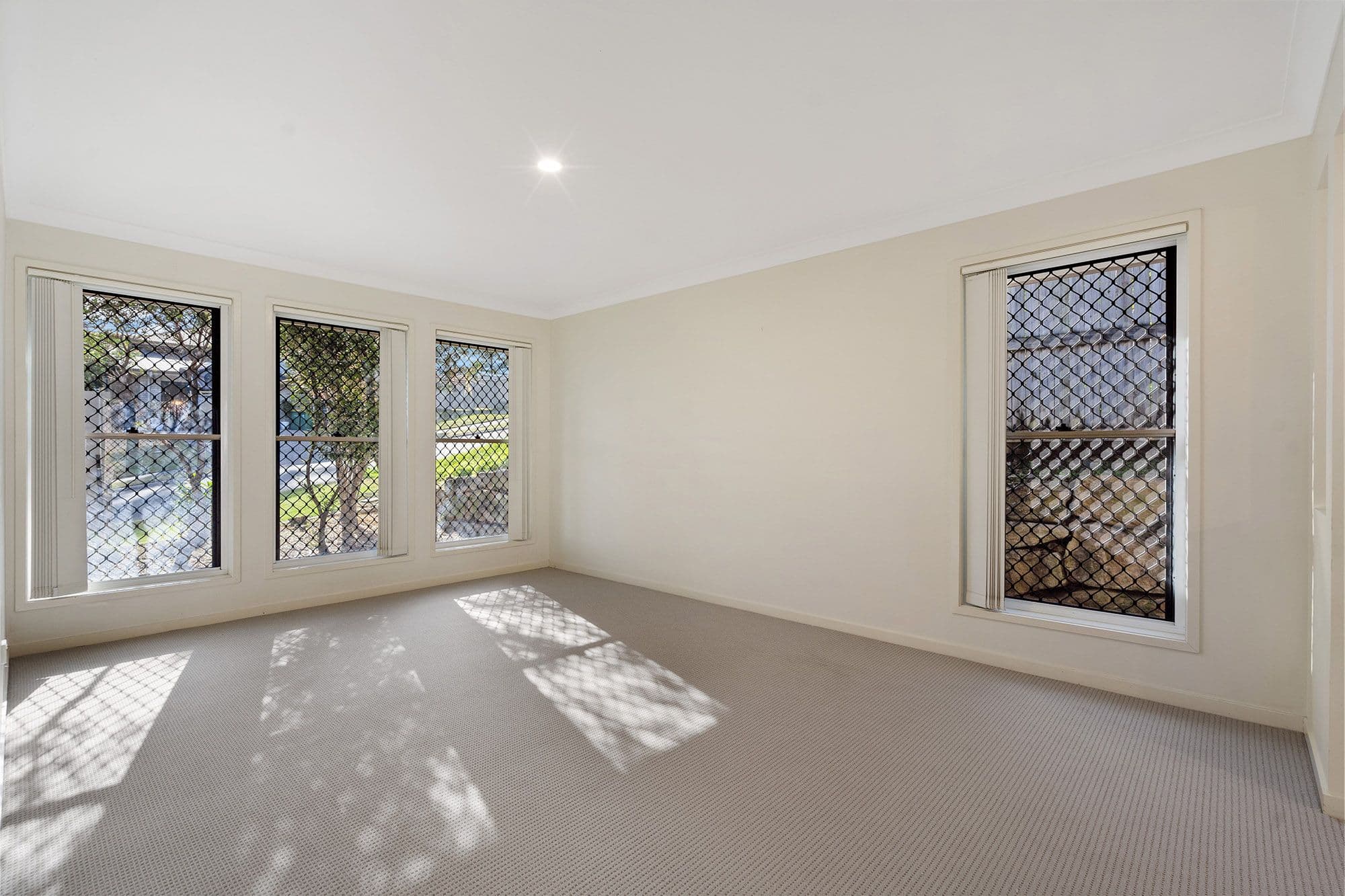 86 Woodlands Boulevard, Waterford QLD 4133, Waterford - Thumbnail 5
