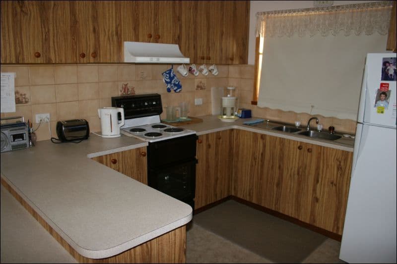 25 Mackay Street, ROCHESTER VIC 3561, Rochester - Thumbnail 2