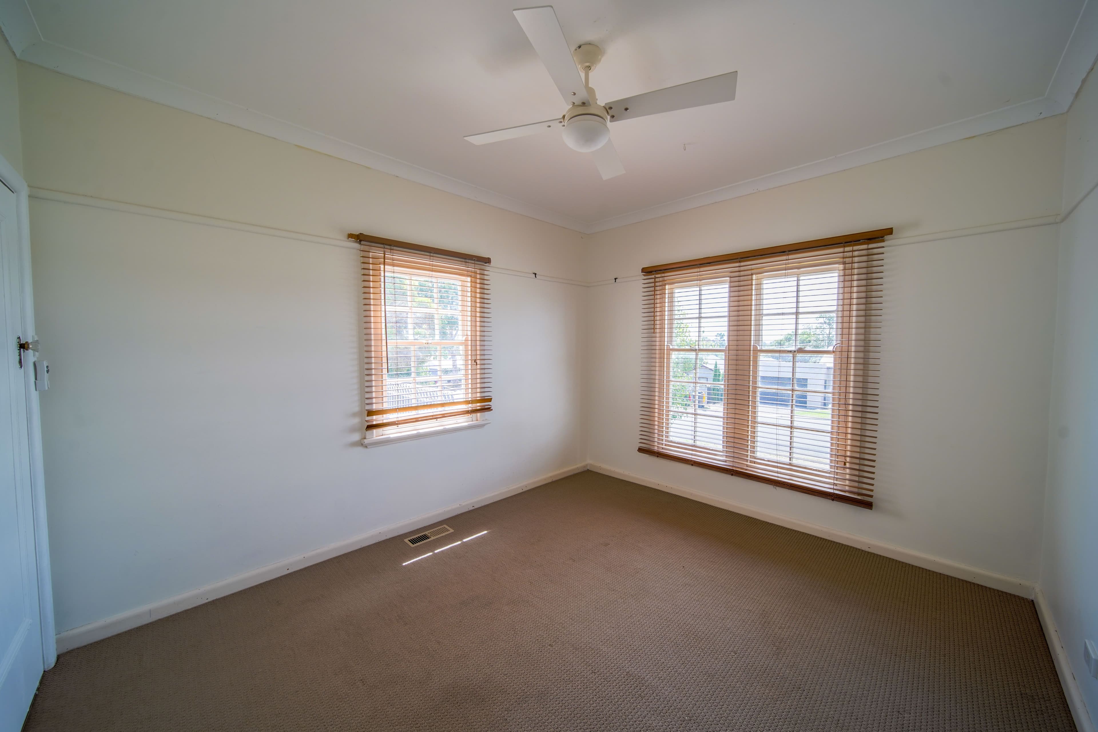 14 Walker Street, Long Gully VIC 3550, Long Gully - Thumbnail 6