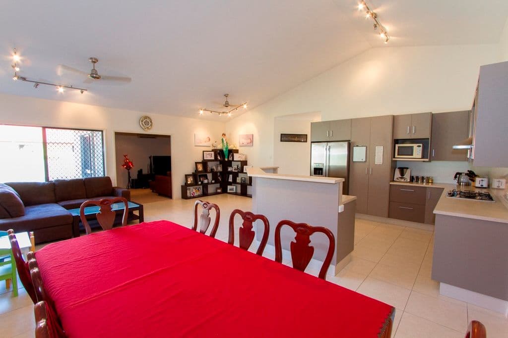 37 Thorn Street, MOUNT LOUISA QLD 4814, Mount Louisa - Thumbnail 8