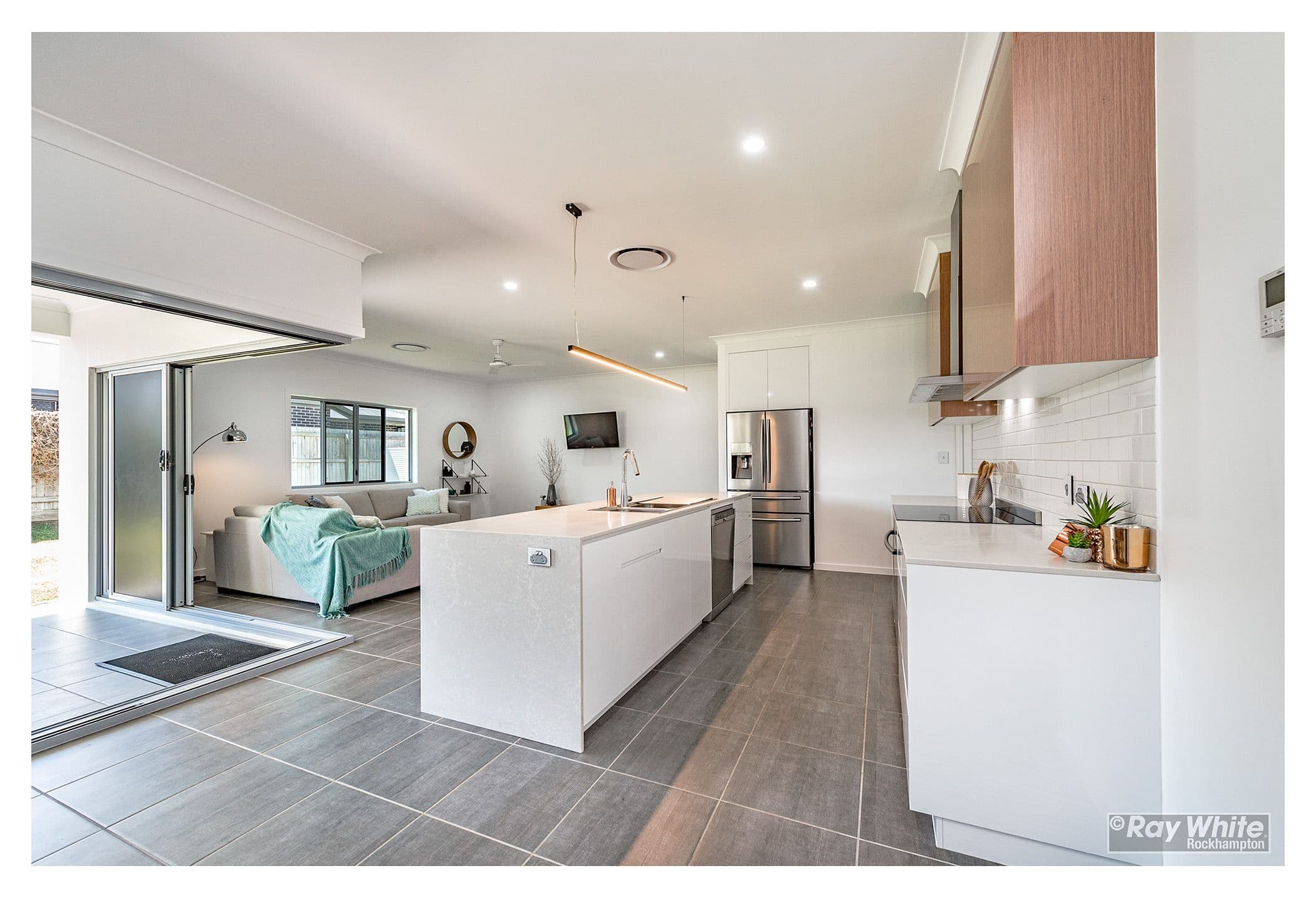 14 Belbowrie Avenue, Norman Gardens QLD 4701, Norman Gardens - Thumbnail 7