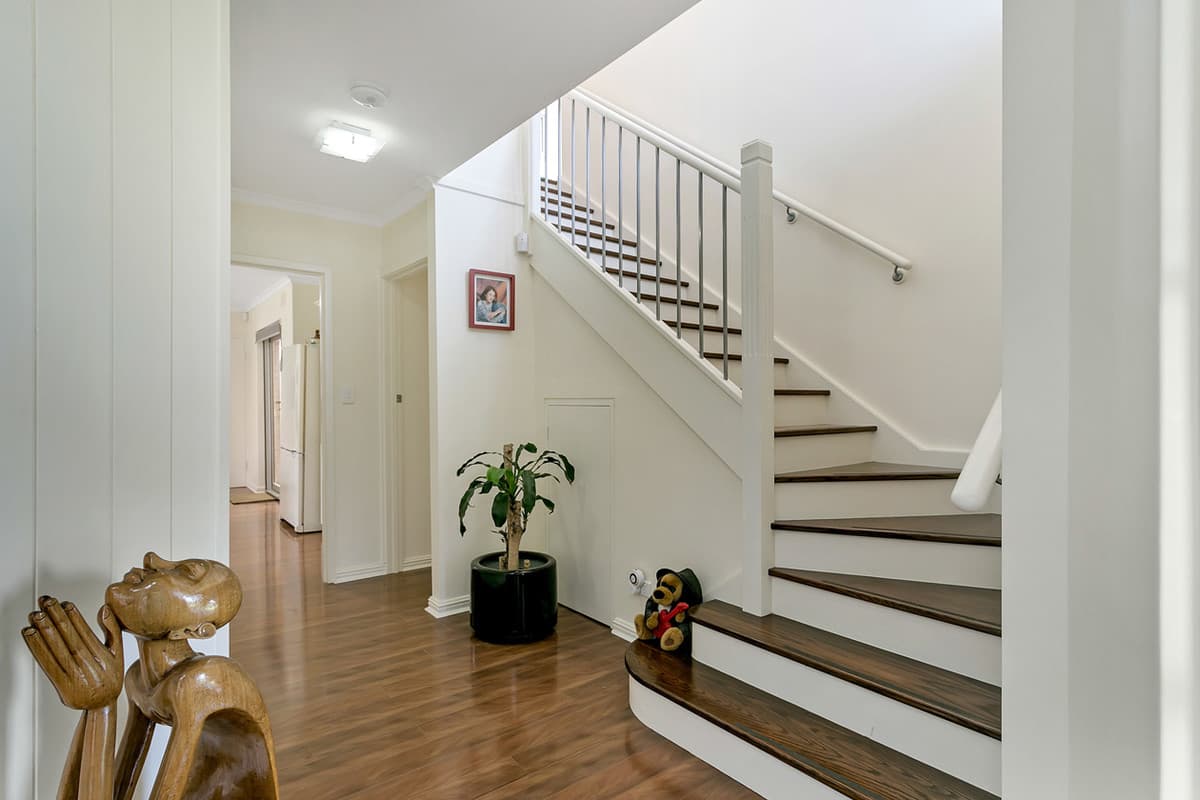11 Penelope Avenue, Valley View SA 5093, Valley View - Thumbnail 3