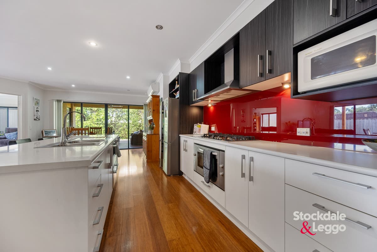 27 Glendale Court, Inverloch VIC 3996, Inverloch - Thumbnail 2
