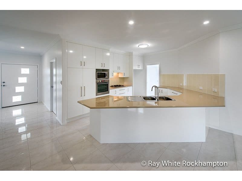 48 Belbowrie Avenue, Norman Gardens QLD 4701, Norman Gardens - Thumbnail 2
