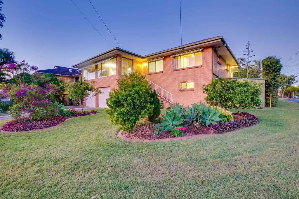12 Estelle Street, Birkdale QLD 4159, Birkdale - Thumbnail 3