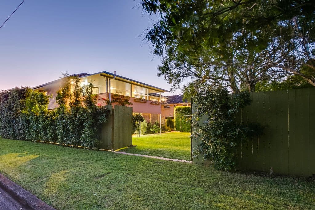 12 Estelle Street, Birkdale QLD 4159, Birkdale - Thumbnail 4