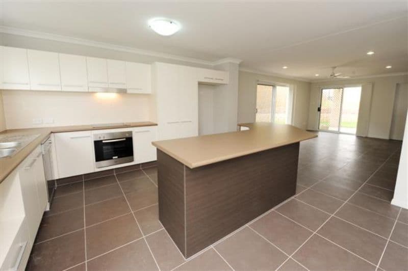 12 Phoenix Place, TELINA QLD 4680, Telina - Thumbnail 2