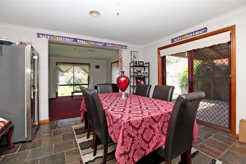 7 Josef Avenue, BUNDOORA VIC 3083, Bundoora - Thumbnail 4