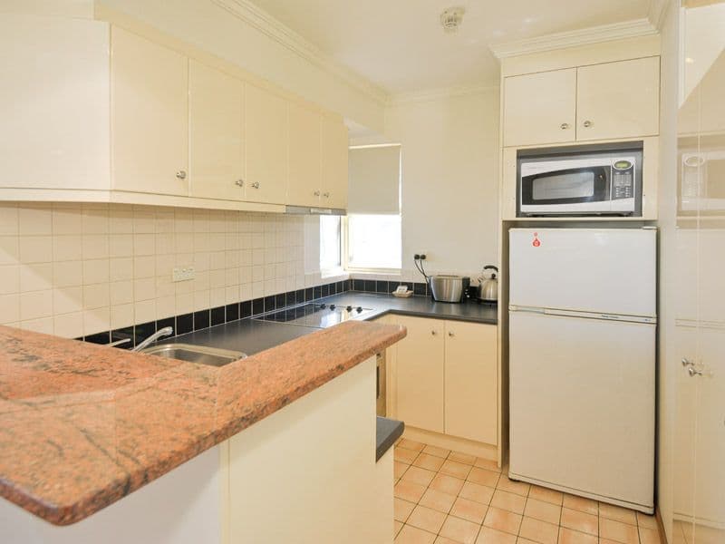 83 LEICHHARDT Street, SPRING HILL QLD 4000, Spring Hill - Thumbnail 5