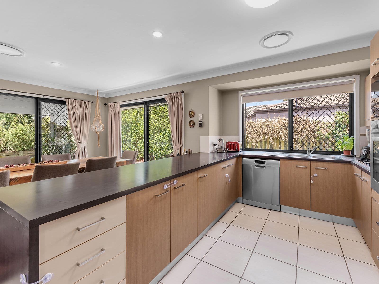 49 Macaranga Crescent, Carseldine QLD 4034, Carseldine - Thumbnail 5