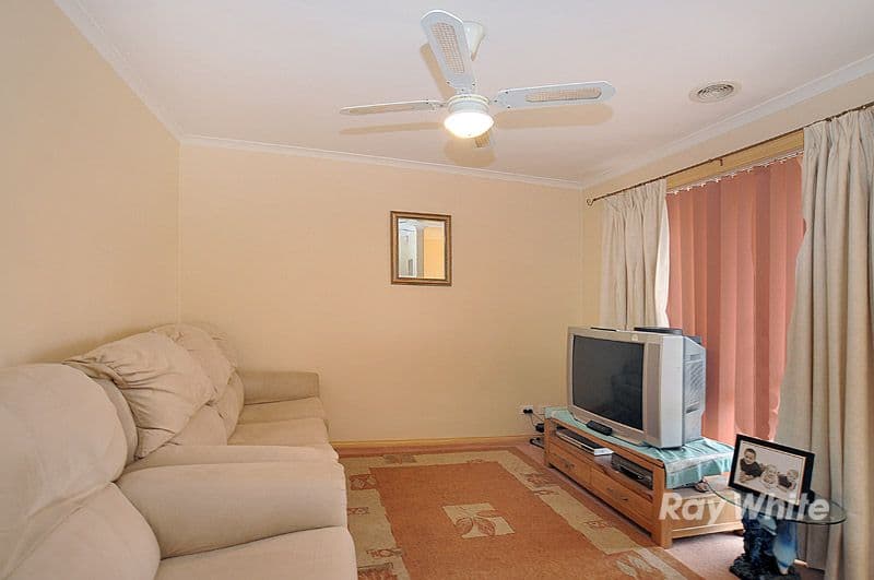 27 Genoa Way, CRANBOURNE VIC 3977, Cranbourne West - Thumbnail 5