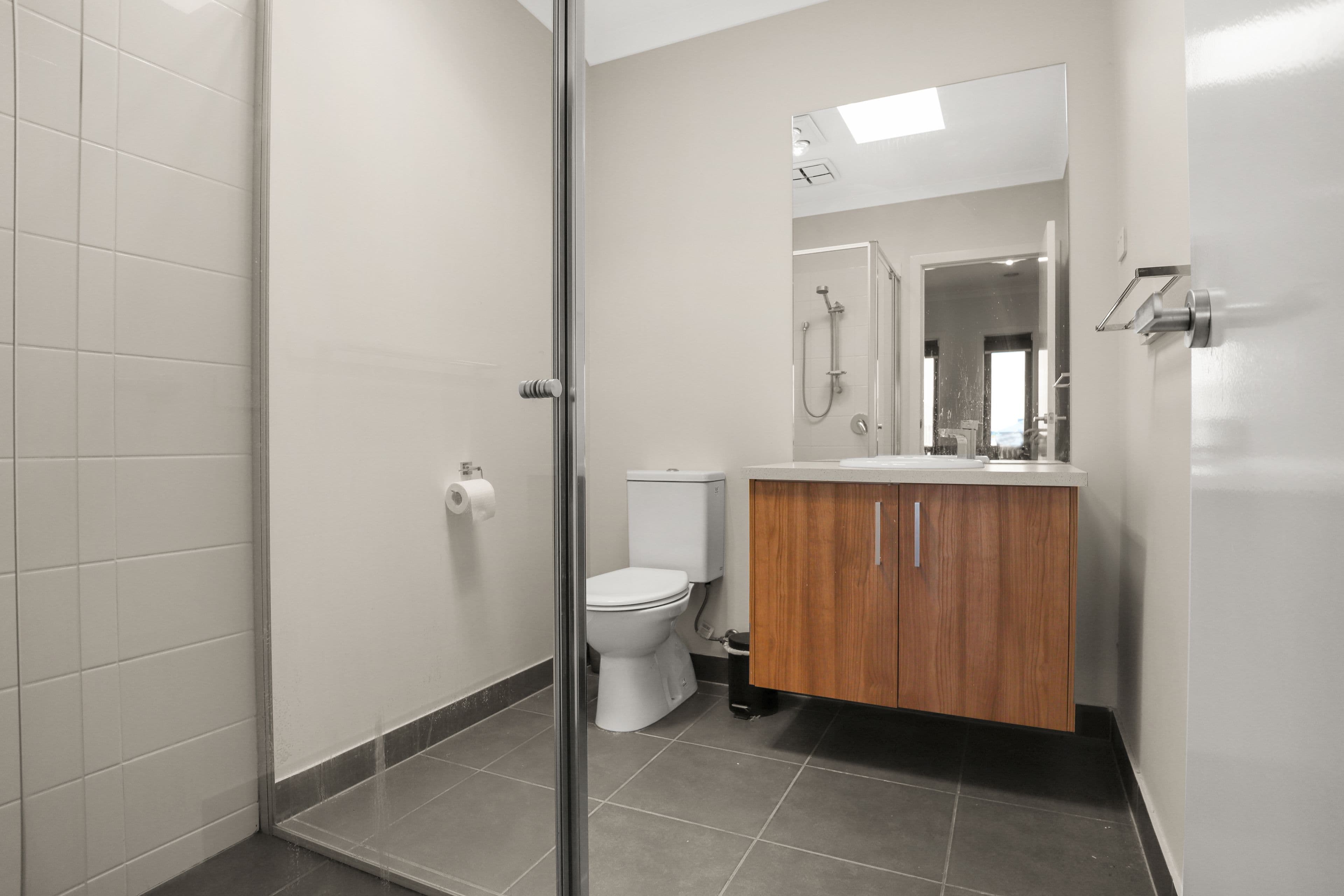 3 Newbury Street, Pakenham VIC 3810, Pakenham - Thumbnail 7