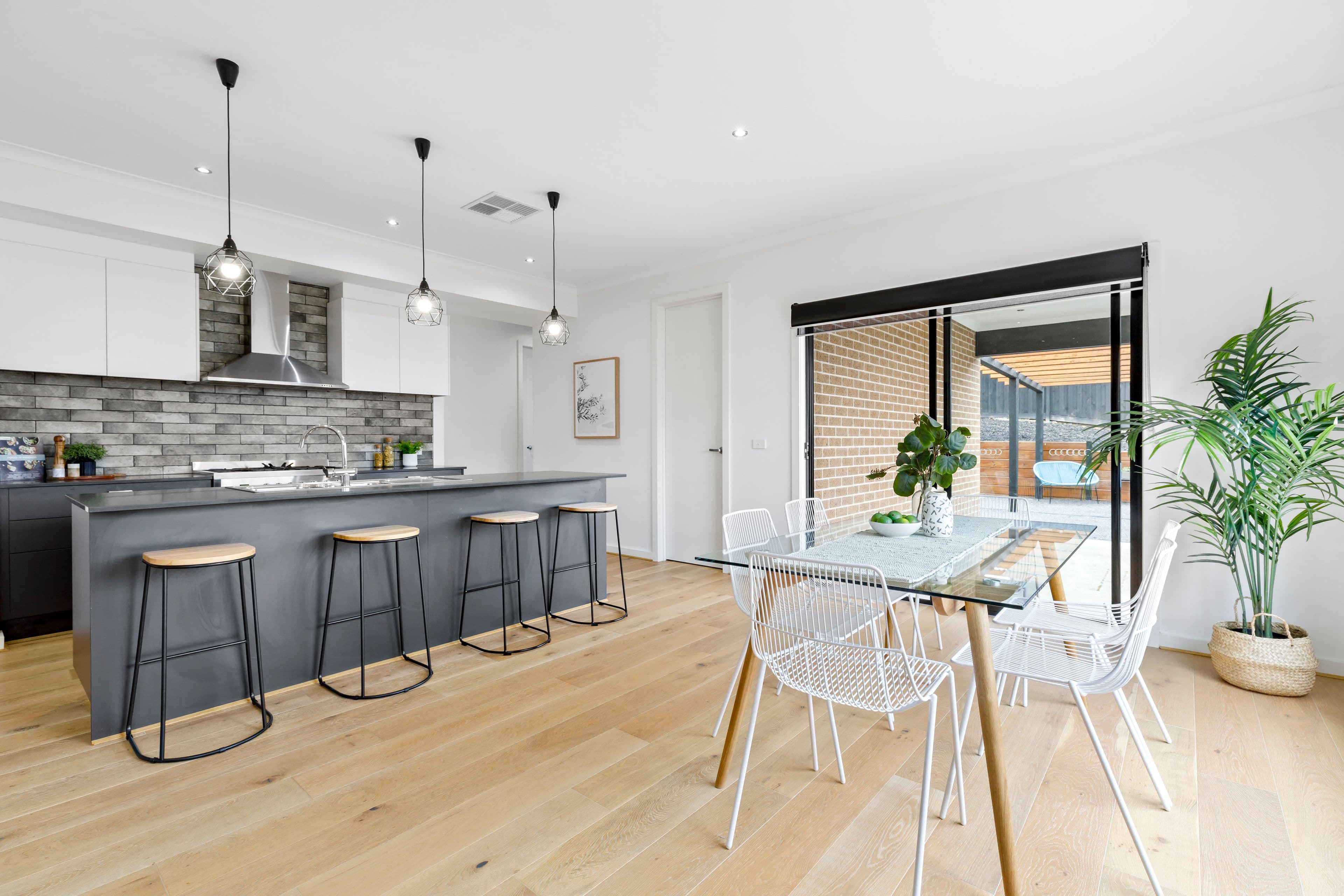 22 Beckview Crescent, Sunbury VIC 3429, Sunbury - Thumbnail 4