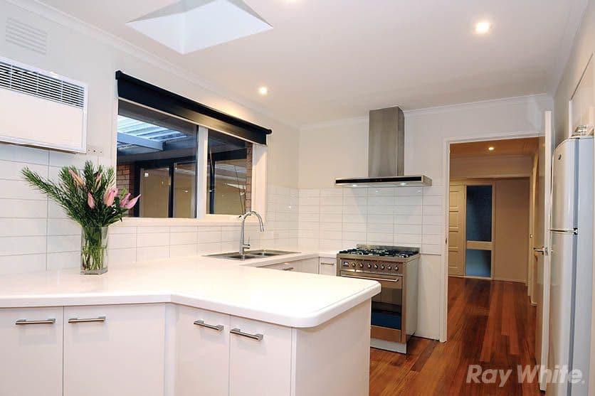 9 Rembrandt Drive, Wheelers Hill VIC 3150, Wheelers Hill - Thumbnail 4