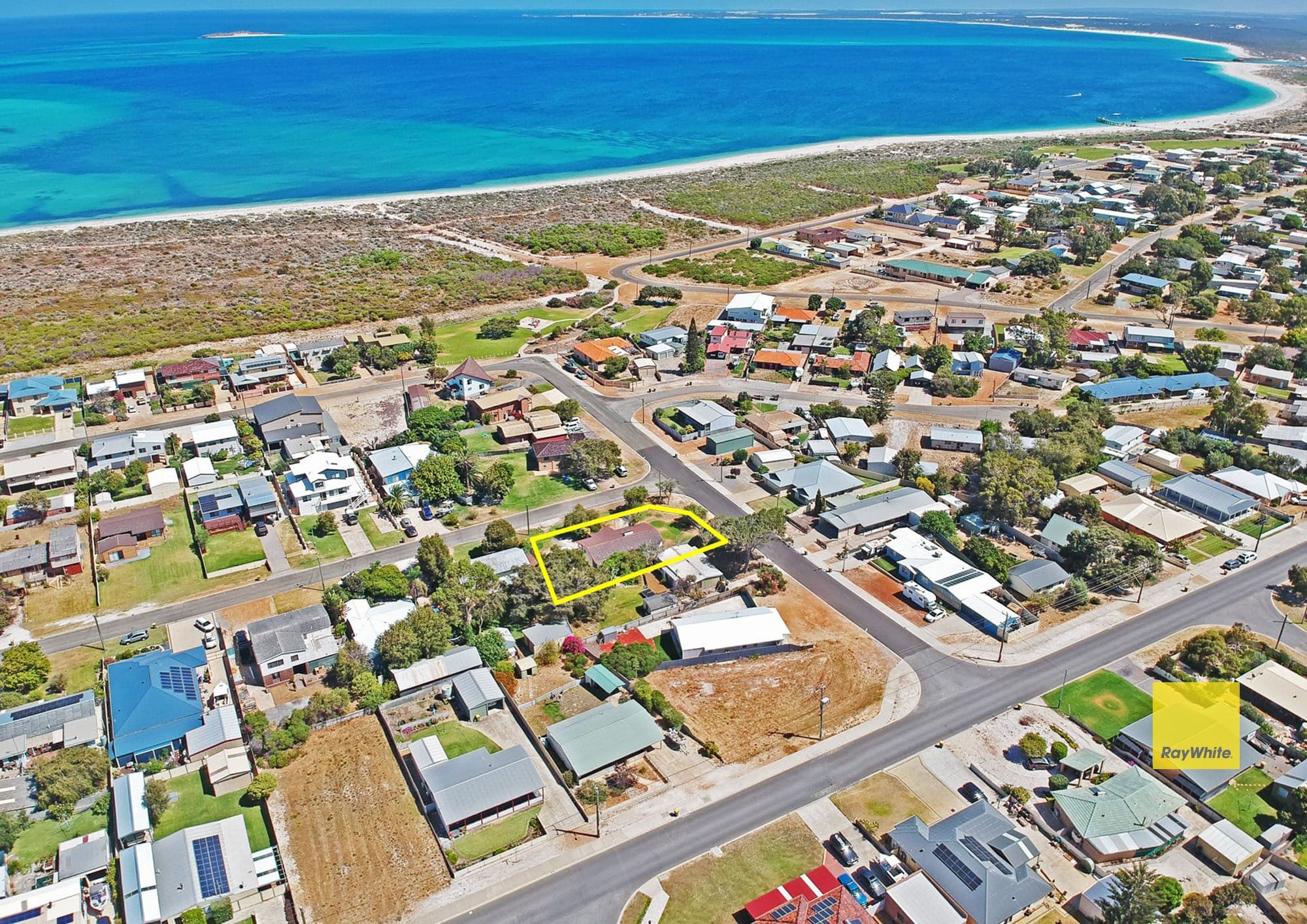 1 Hawaii Road, Jurien Bay WA 6516, Jurien Bay - Thumbnail 2