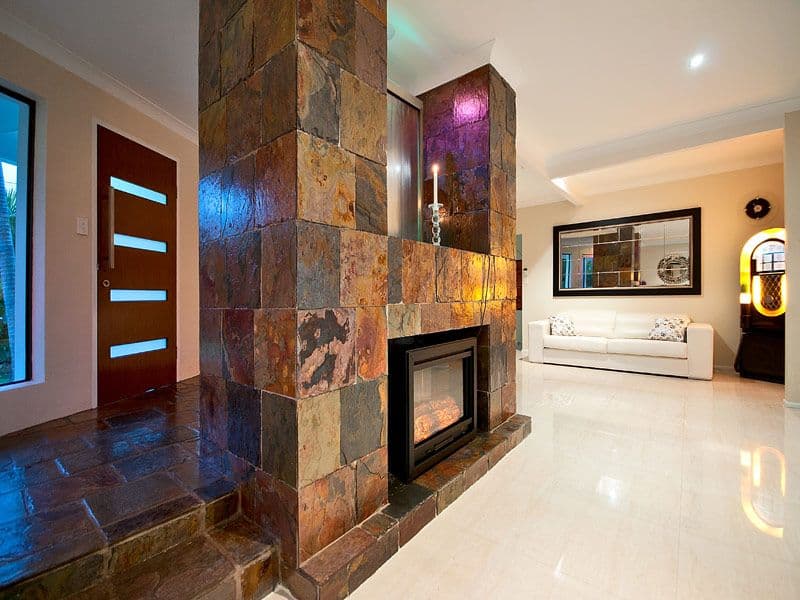 104 Upton Street, BUNDALL QLD 4217, Bundall - Thumbnail 8