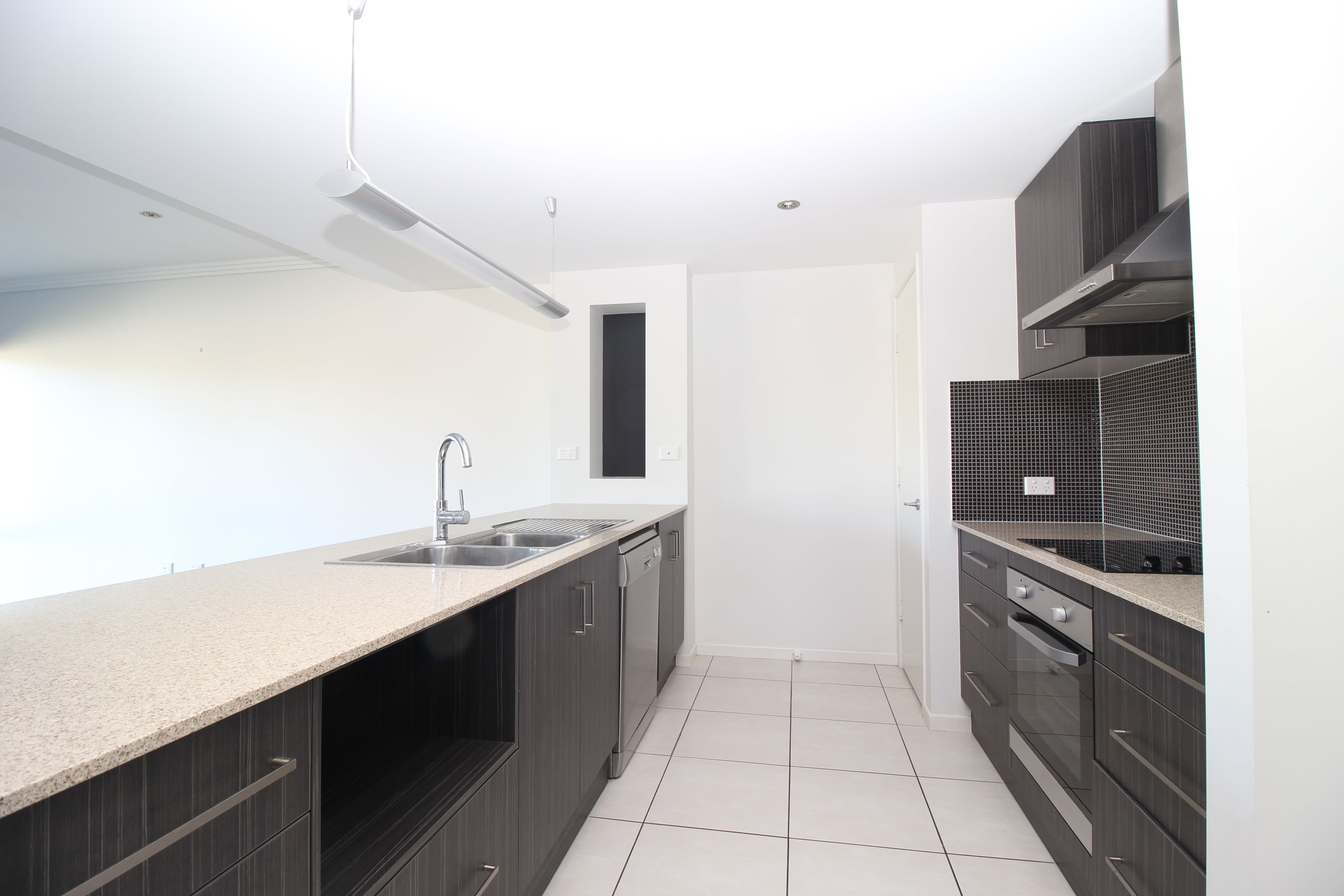 Villa 6 20/24 Mooney Crescent (The Vybe), Emerald QLD 4720, Emerald - Thumbnail 4