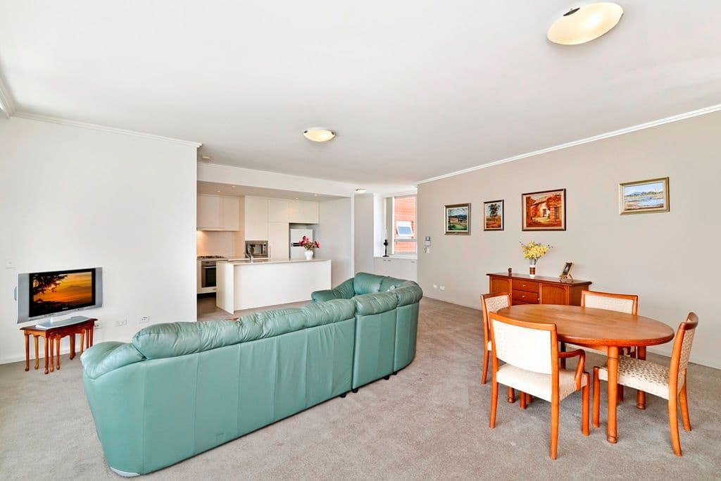 4 Nuvolari Place, WENTWORTH POINT NSW 2127, Wentworth Point - Thumbnail 4