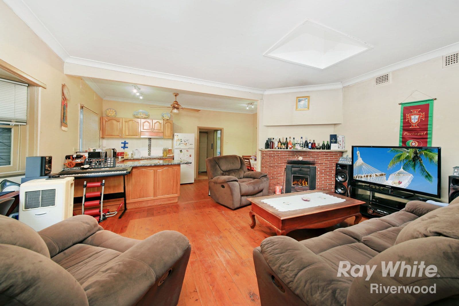 19 Belgium Street, Riverwood NSW 2210, Riverwood - Thumbnail 3