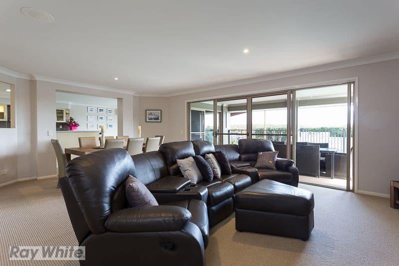 37 Bedarra Street, Redland Bay QLD 4165, Redland Bay - Thumbnail 5