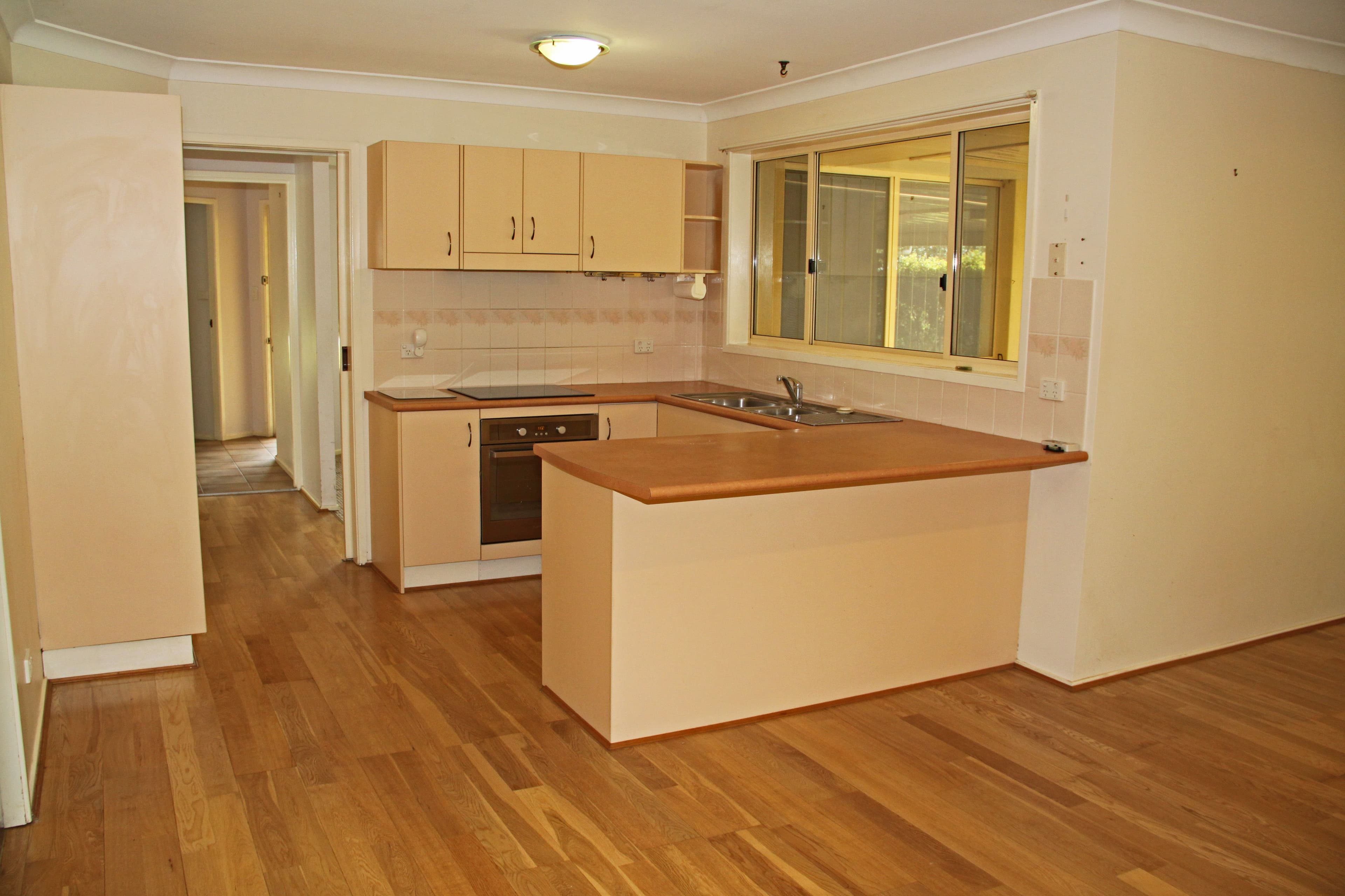 3 Rosewood Court, Lakewood - Thumbnail 6