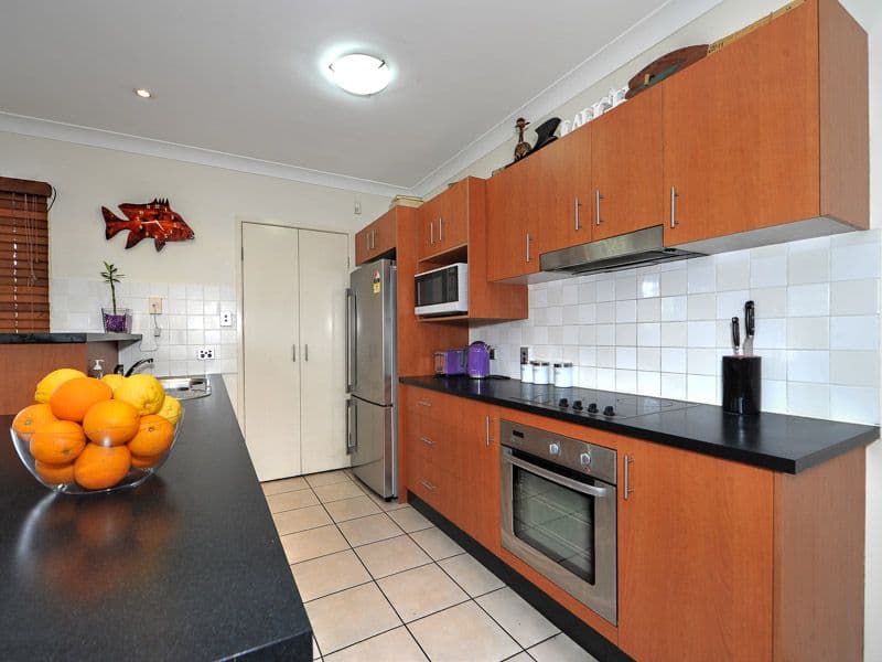 29 Proud Street 'Broadwater Blue', Labrador QLD 4215, Labrador - Thumbnail 3