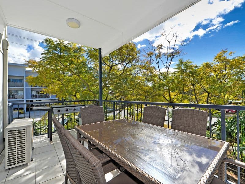 29 Proud Street 'Broadwater Blue', Labrador QLD 4215, Labrador - Thumbnail 4