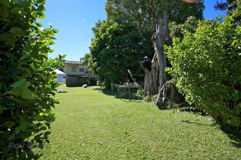 31 Alfred Street, WOODY POINT QLD 4019, Woody Point - Thumbnail 2