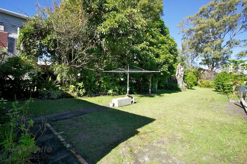 31 Alfred Street, WOODY POINT QLD 4019, Woody Point - Thumbnail 3