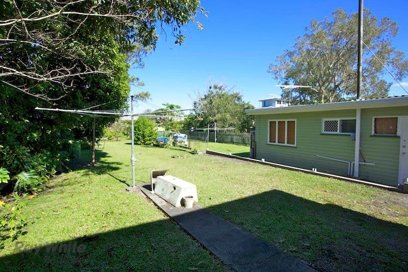 31 Alfred Street, WOODY POINT QLD 4019, Woody Point - Thumbnail 4