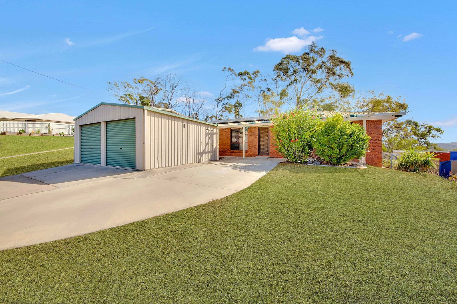 4 Alpine Avenue, Boyne Island QLD 4680, Boyne Island - Image 1