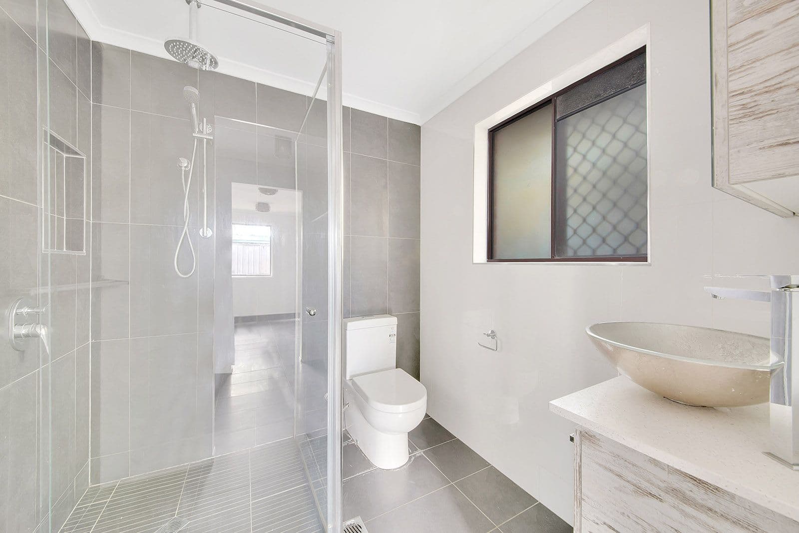 4 Alpine Avenue, Boyne Island QLD 4680, Boyne Island - Thumbnail 8