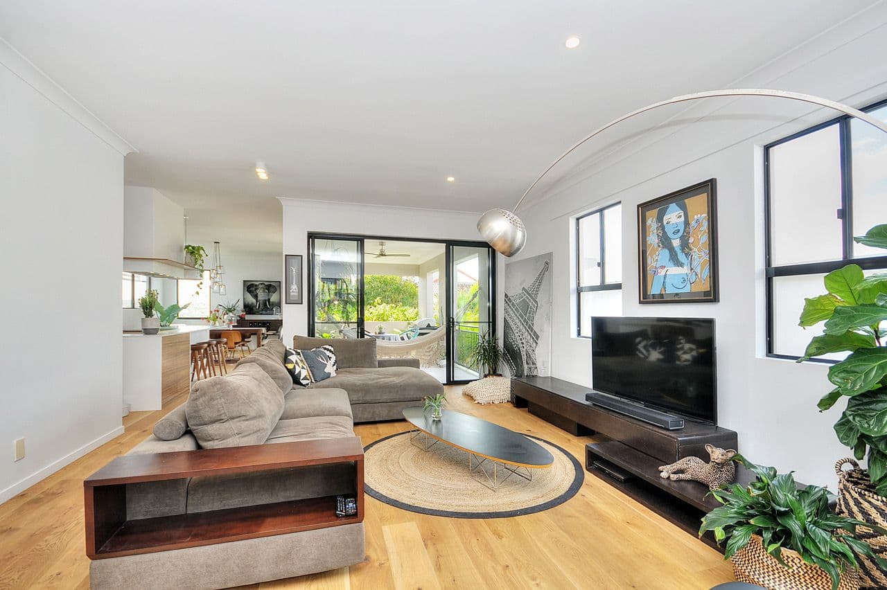 9 Tamborine Street, Mermaid Beach QLD 4218, Mermaid Beach - Thumbnail 6