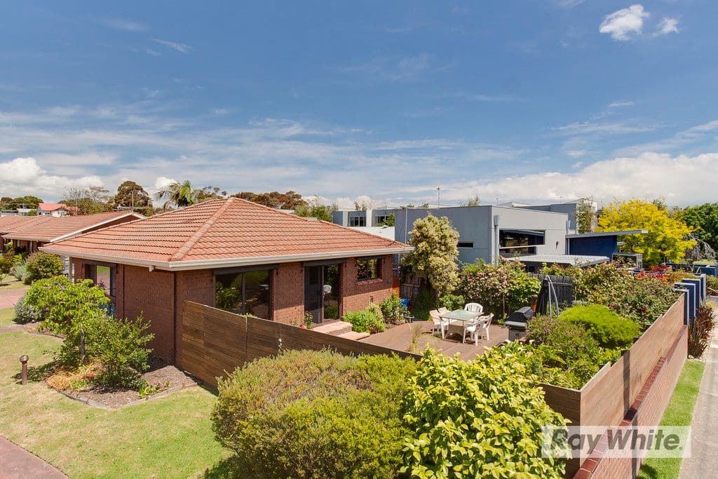87 Barkly Street, MORNINGTON VIC 3931, Mornington - Thumbnail 2