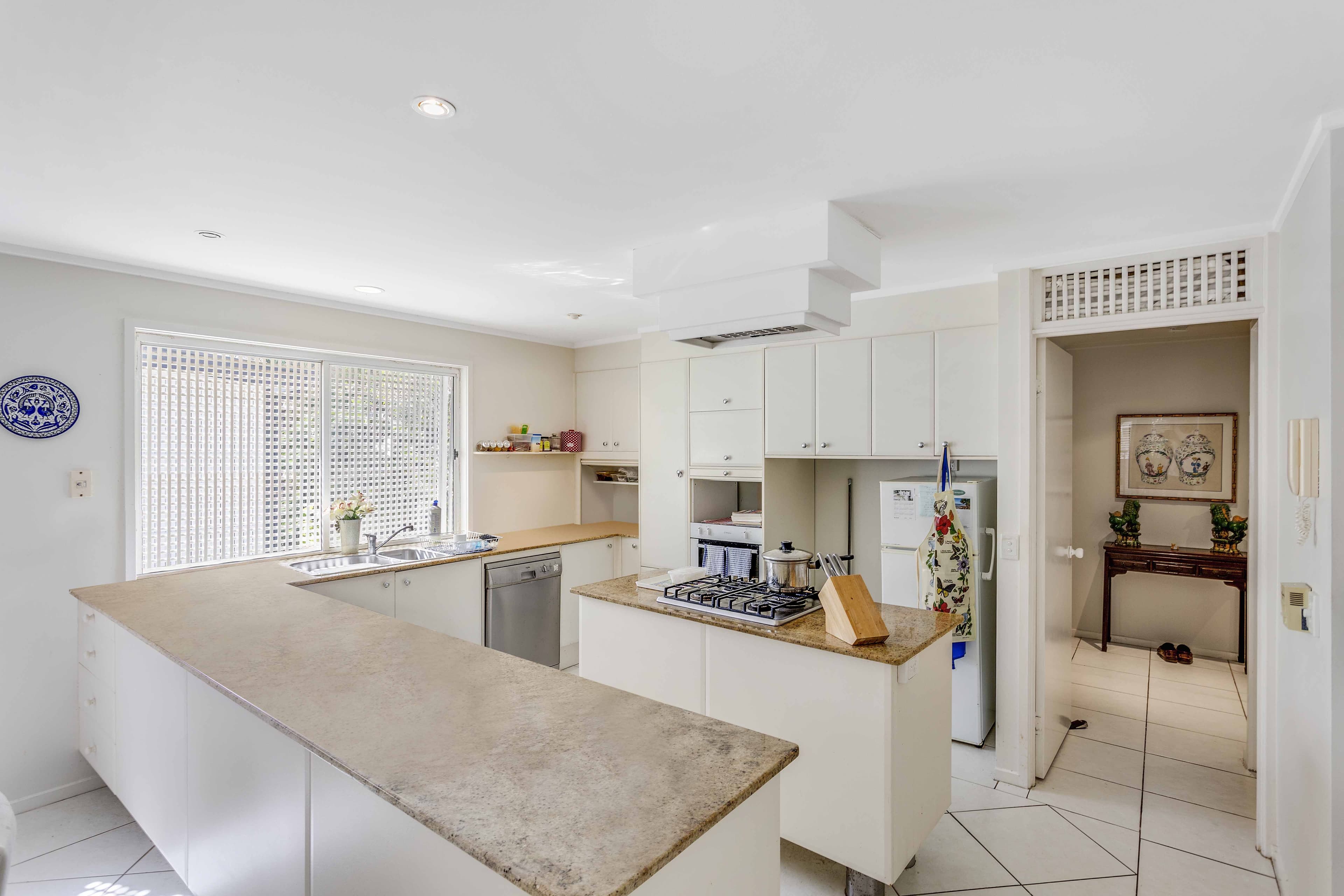 2 Banksia Avenue, Noosa Heads QLD 4567, Noosa Heads - Thumbnail 3